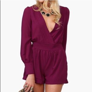 Very J romper S burgundy euc